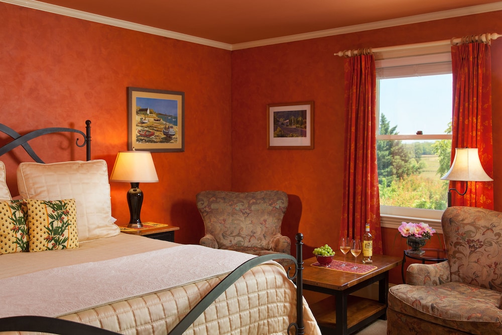 L Auberge Provencale Bed and Breakfast 7/51