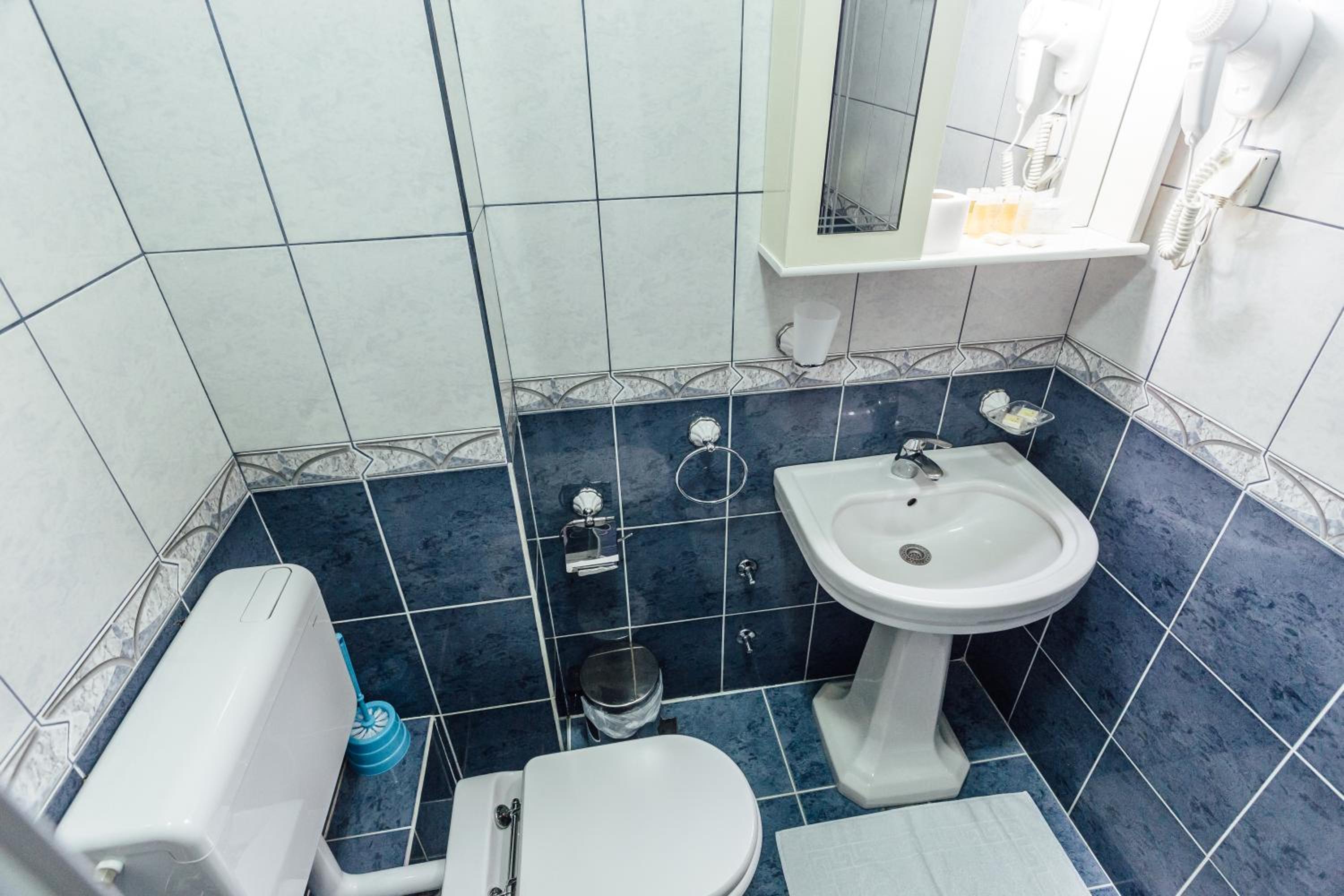 غرفة سوبيريور بسرير مزدوج بإطلالة على البحر، Azzurro Hotel Bijela, Herceg Novi 10/10