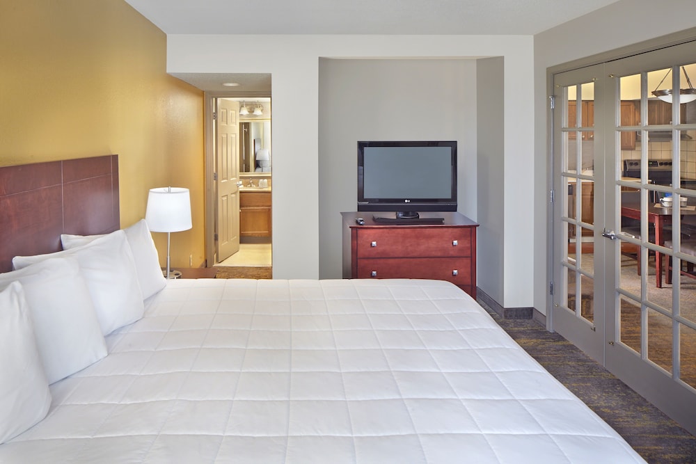 New Haven Village Suites 11/34