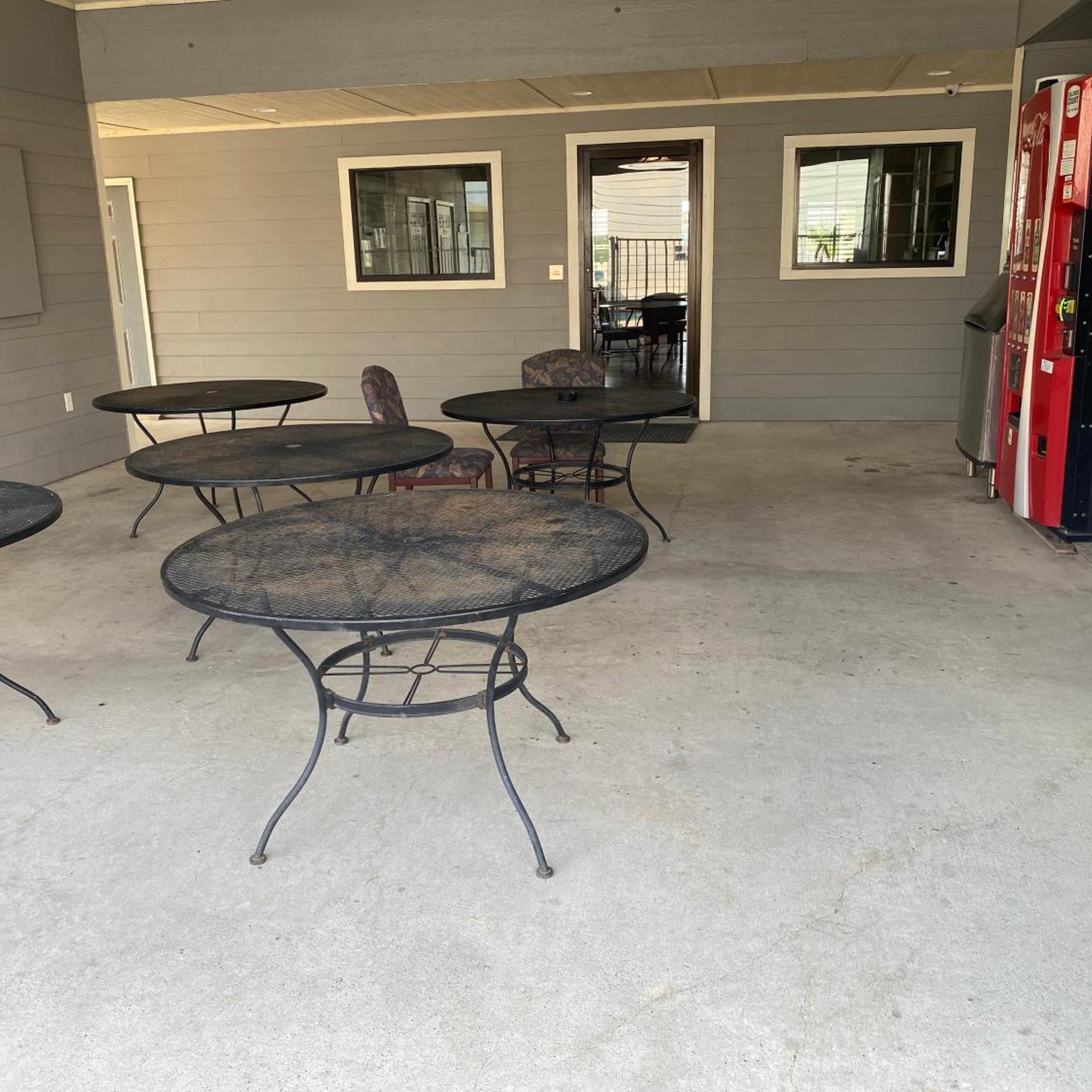 Southern Inns And Suites 3/37