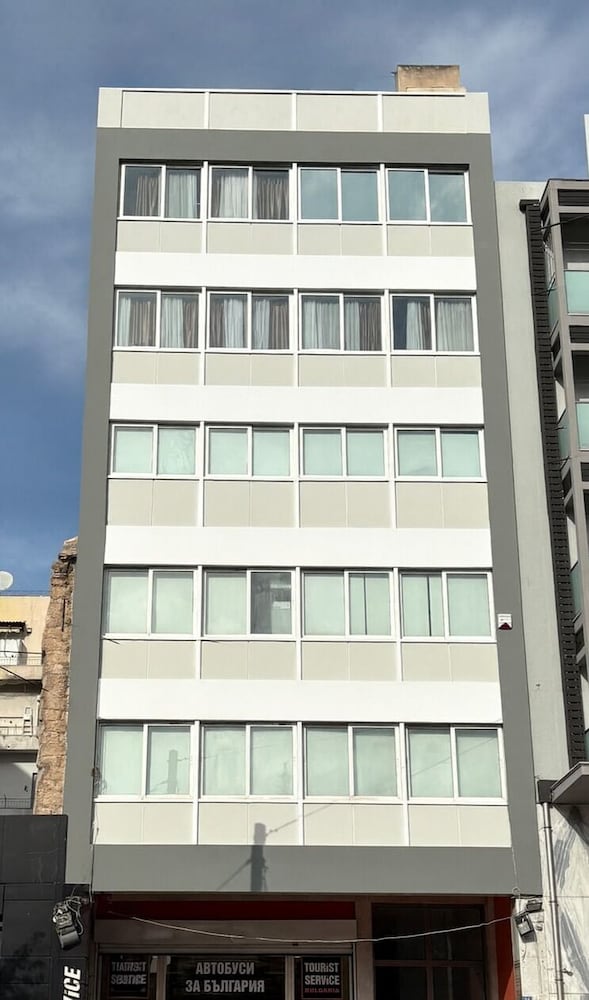 Connect Suites 1/48
