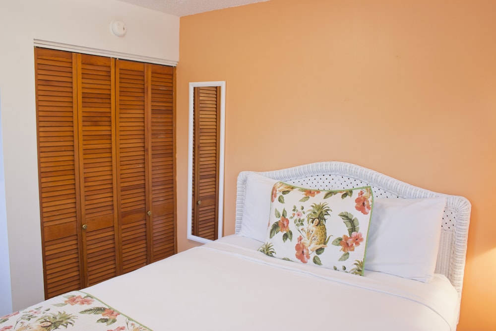 Seaspray Surf Lodge 29/56