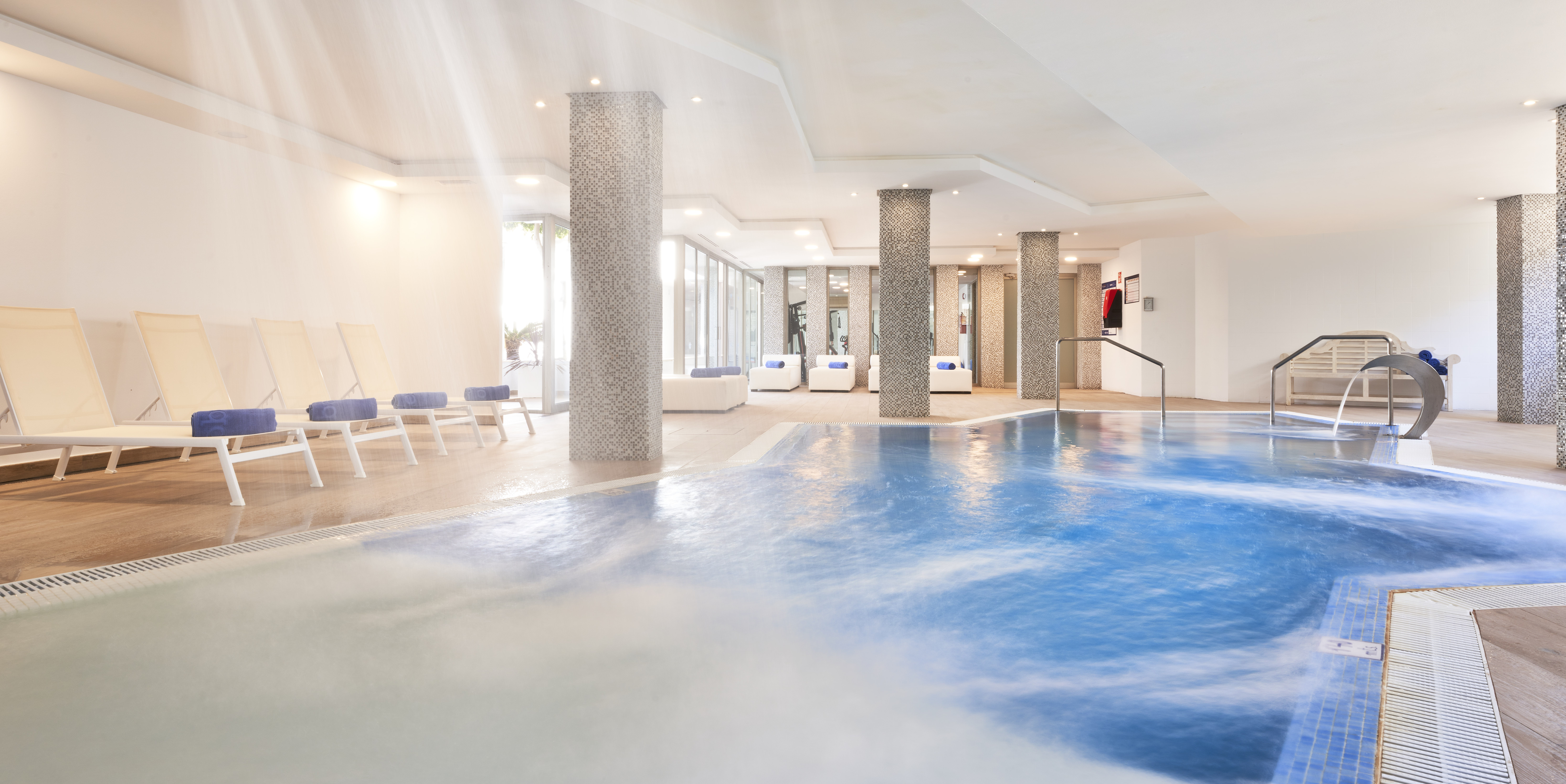 Globales Cala Bona Suites 35/56