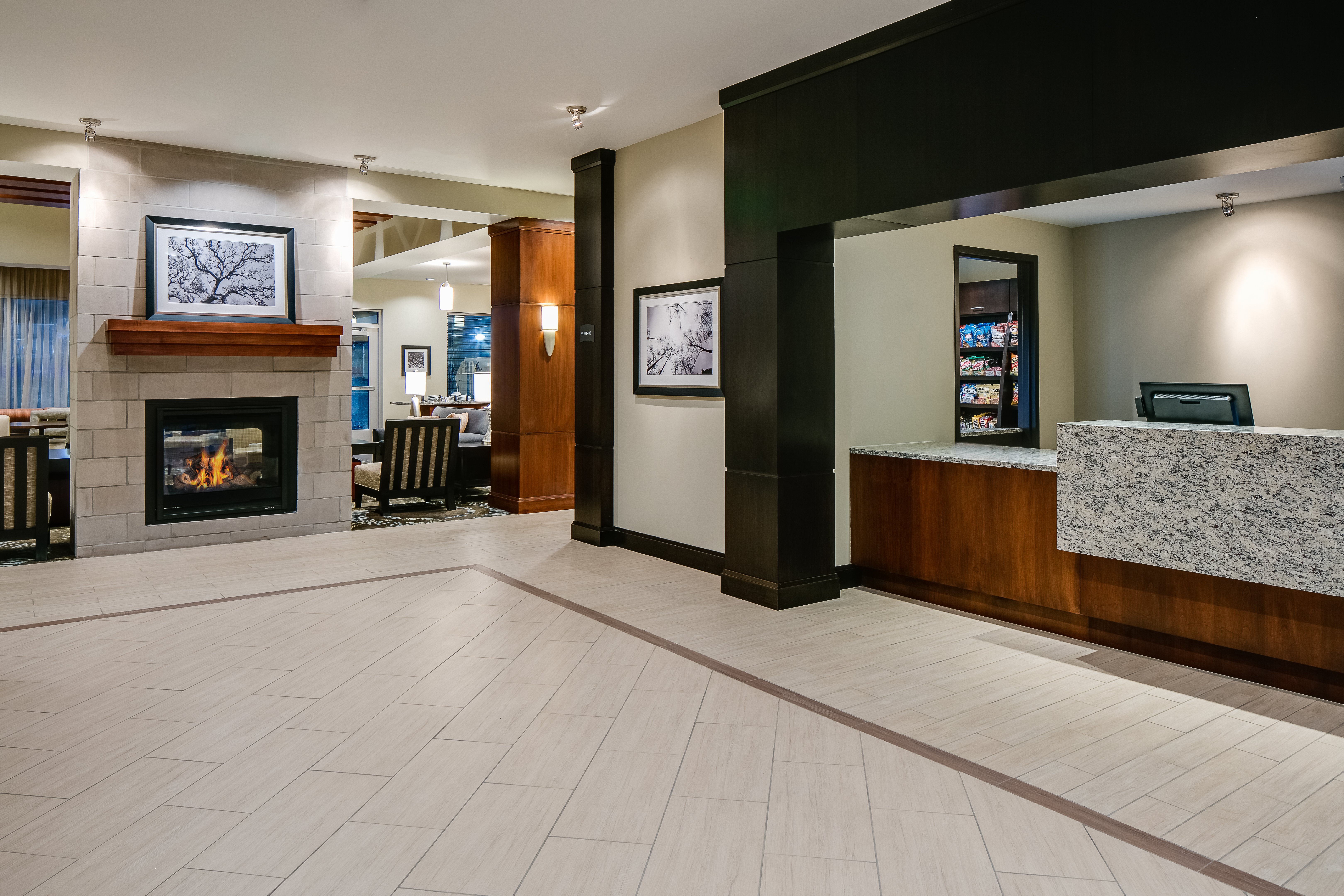 STAYBRIDGE SUITES DES MOINES DOWNTOWN 10/57