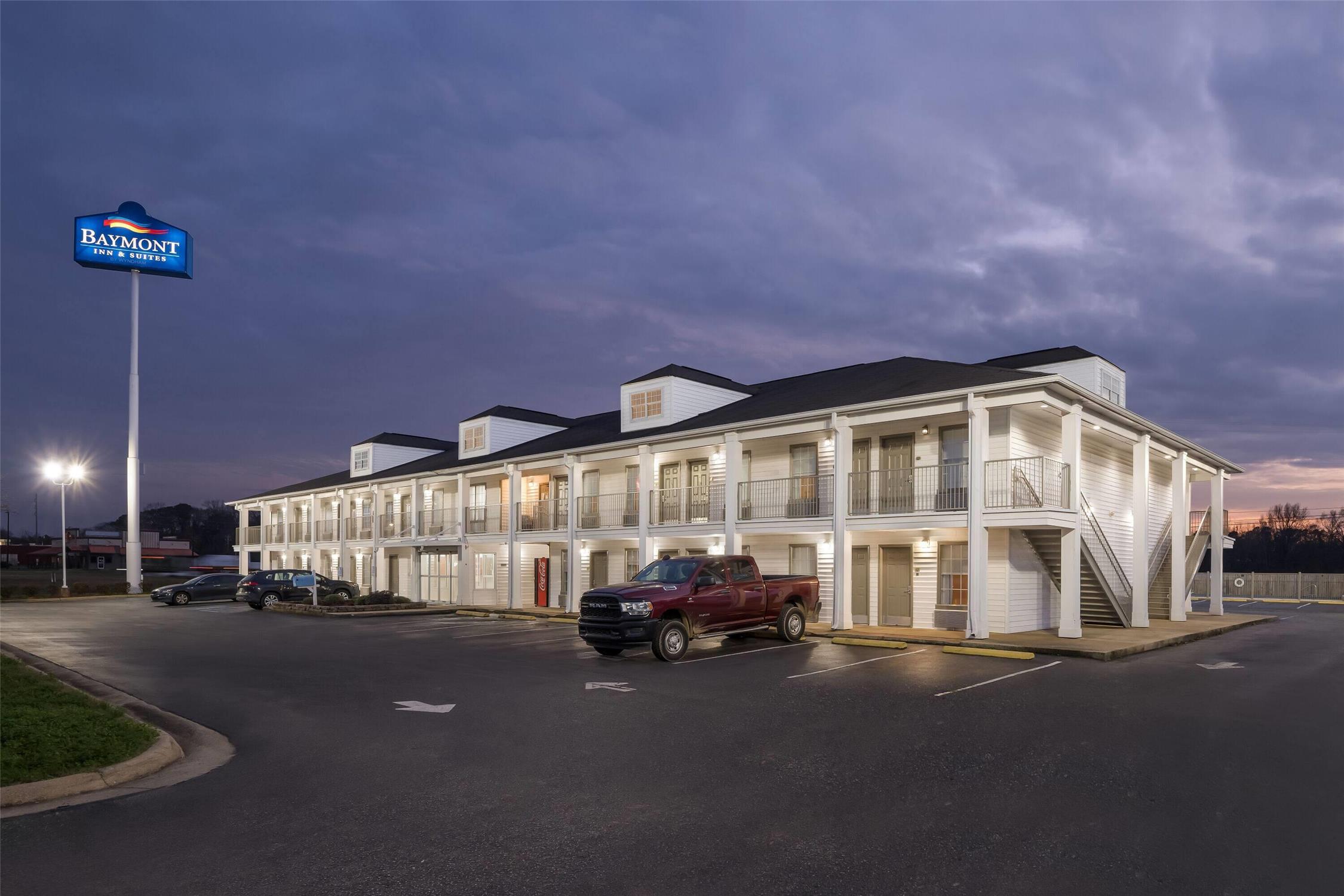 Baymont by Wyndham Tuscaloosa 5/36