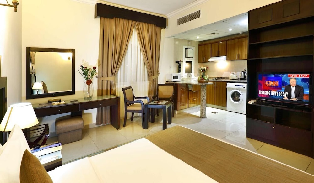 Al Hayat Hotel Suites 16/19