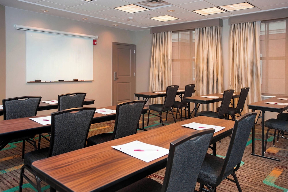Residence Inn By Marriott Birmingham Hoover 40/50
