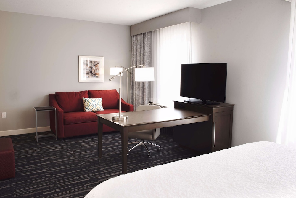 Hampton Inn Des Moines Urbandale 22/44