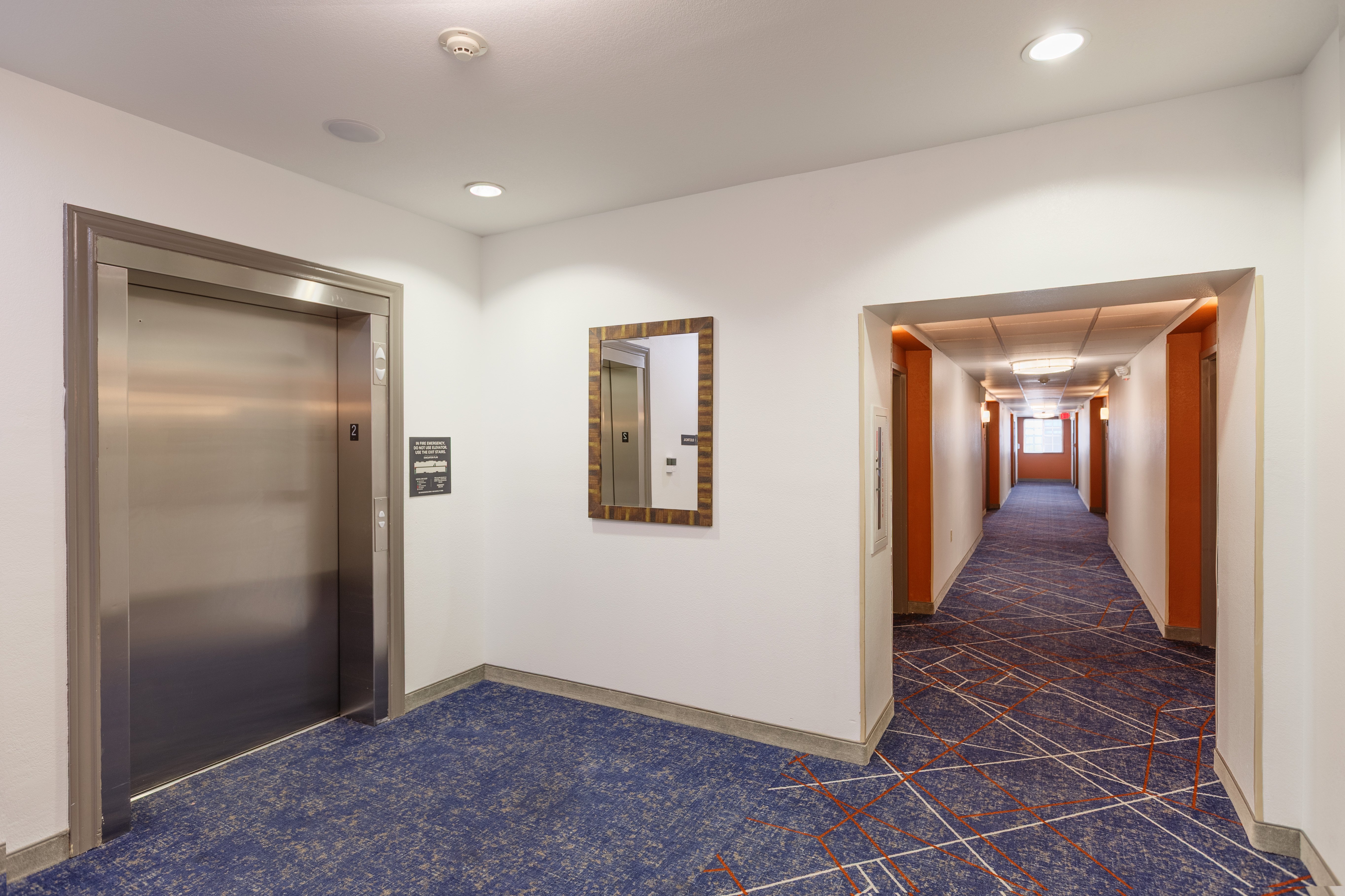 CANDLEWOOD SUITES SAN MARCOS 25/71