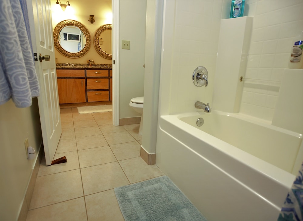 Island Goode's - Luxury Adults Only Accommodation 50/50