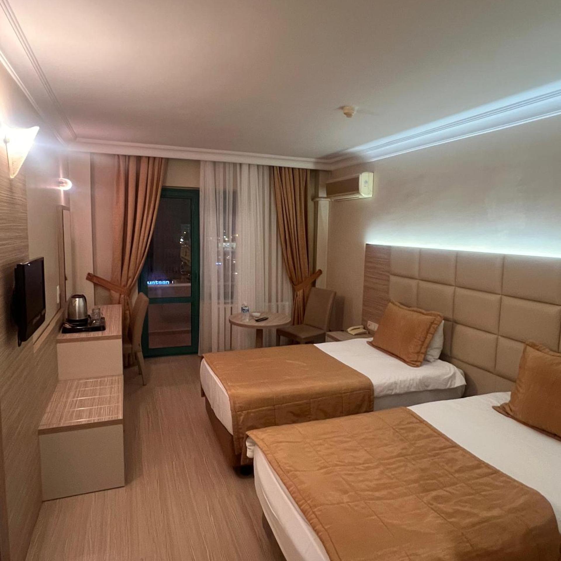 Hotel Sefa 1 13/41