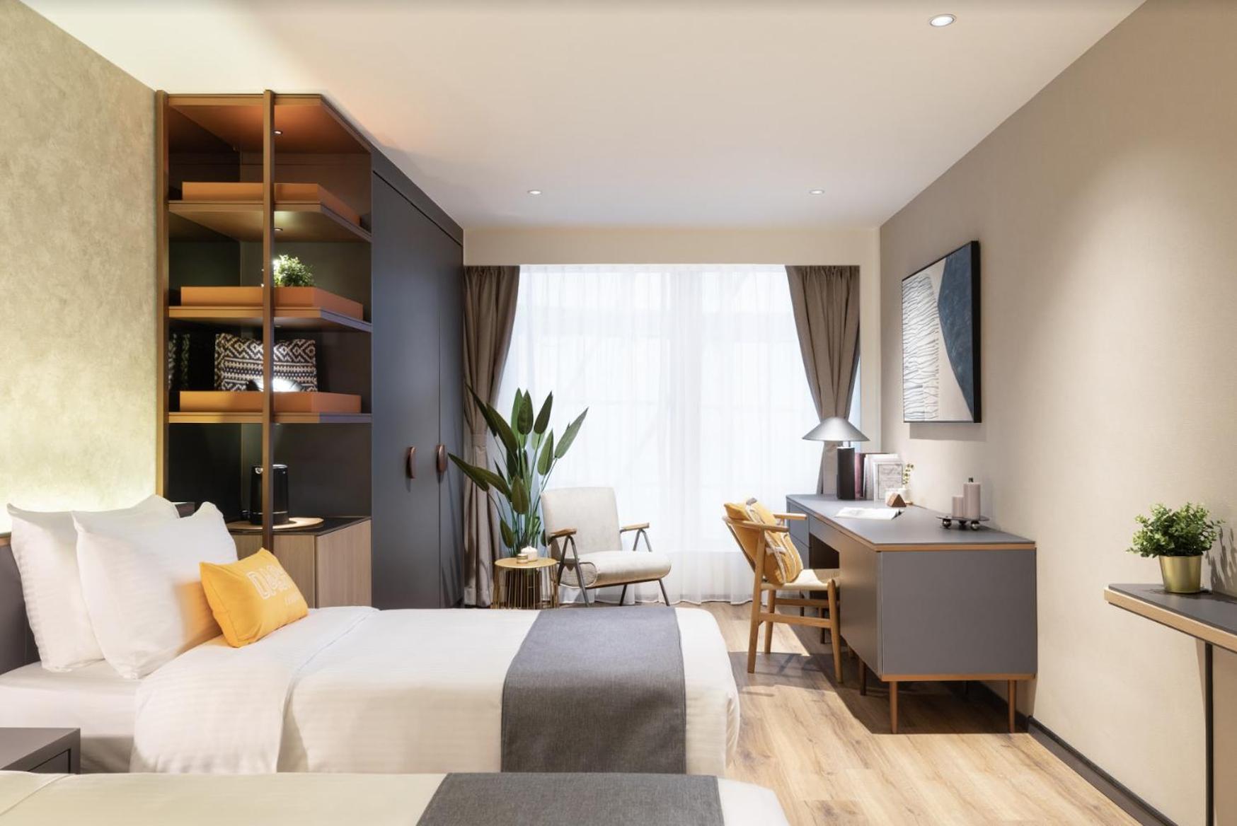غرفة عائلية ثلاثية، Dash Living on Prat 3/6