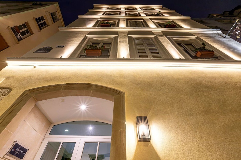 HOTEL ROMANCE MALESHERBES BY PATRICK HAYAT(FORMERLY ROMANCE MALESHERBES) in PARIS