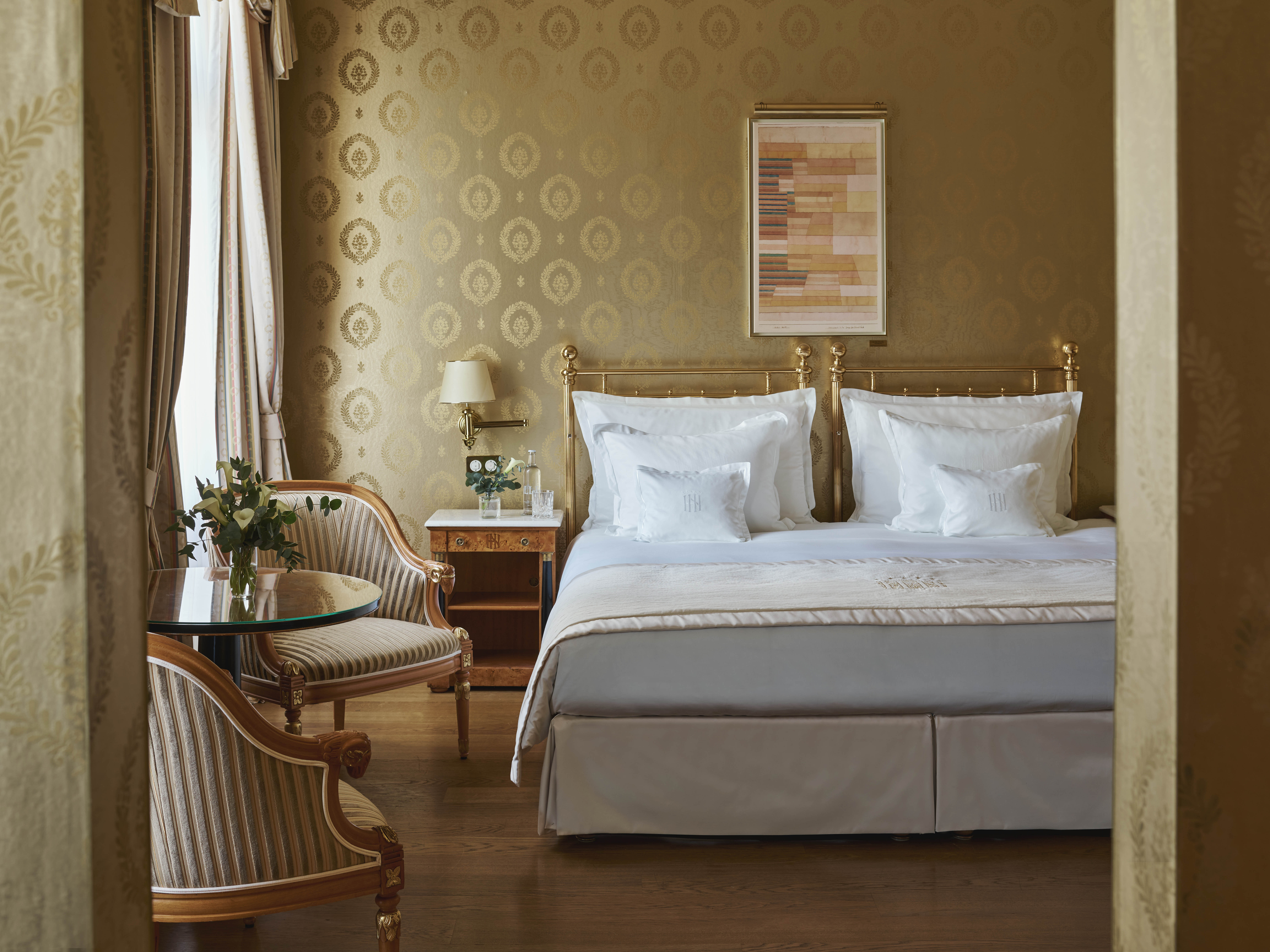 Grand Hotel National Luzern 12/40