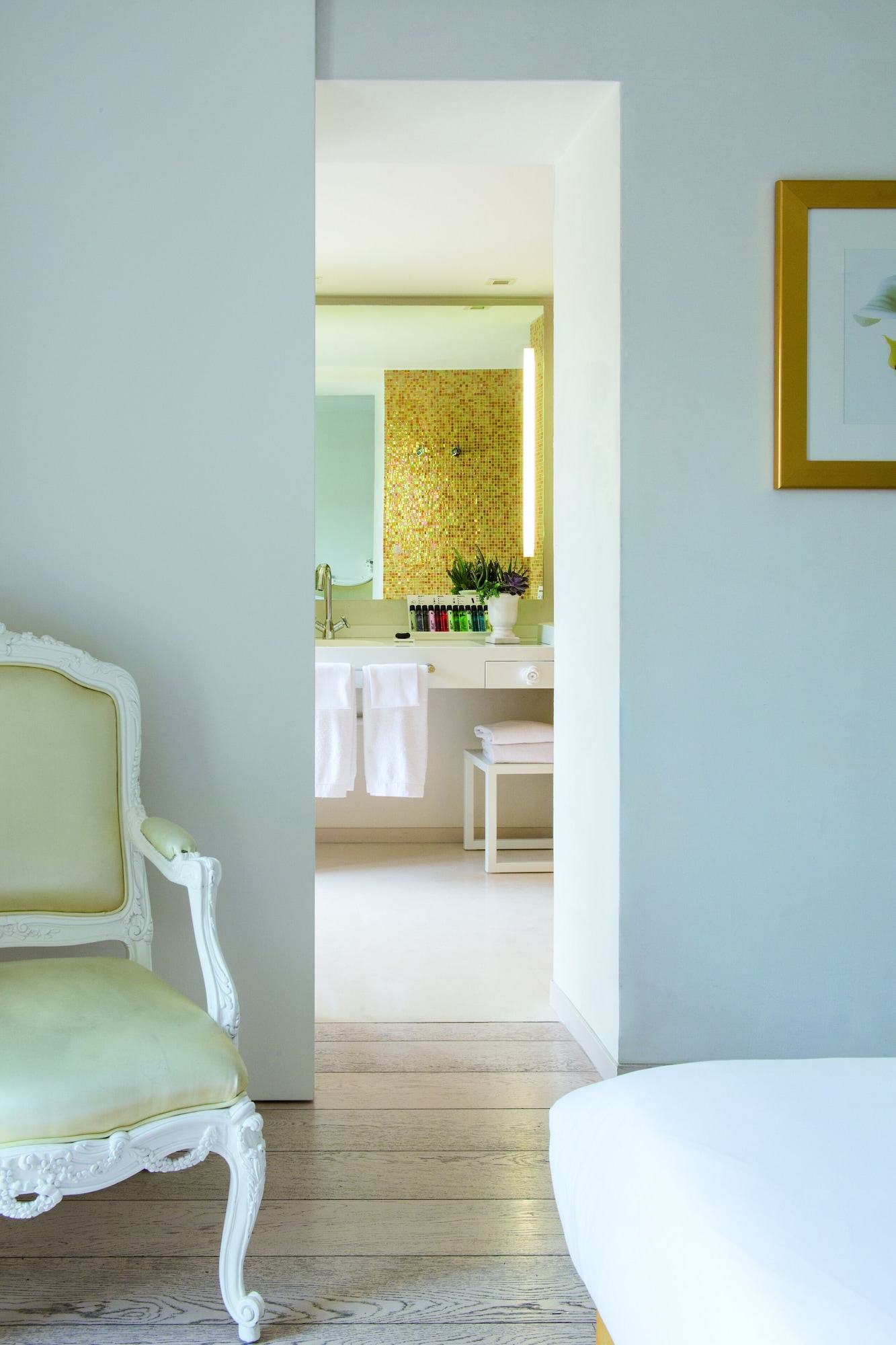 DELUXE, TERRACE