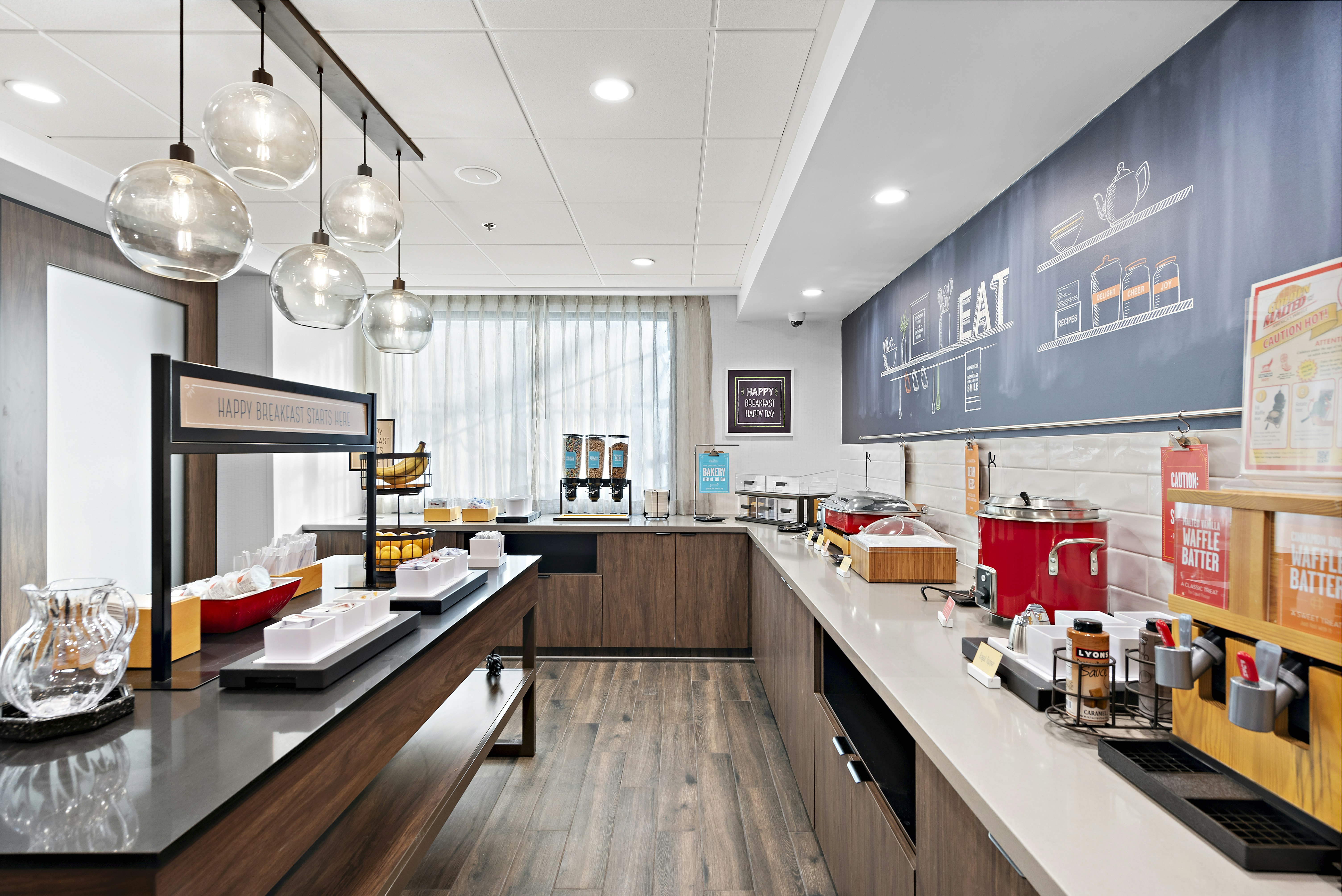 Hampton Inn by Hilton Los Angeles Airport 14/44