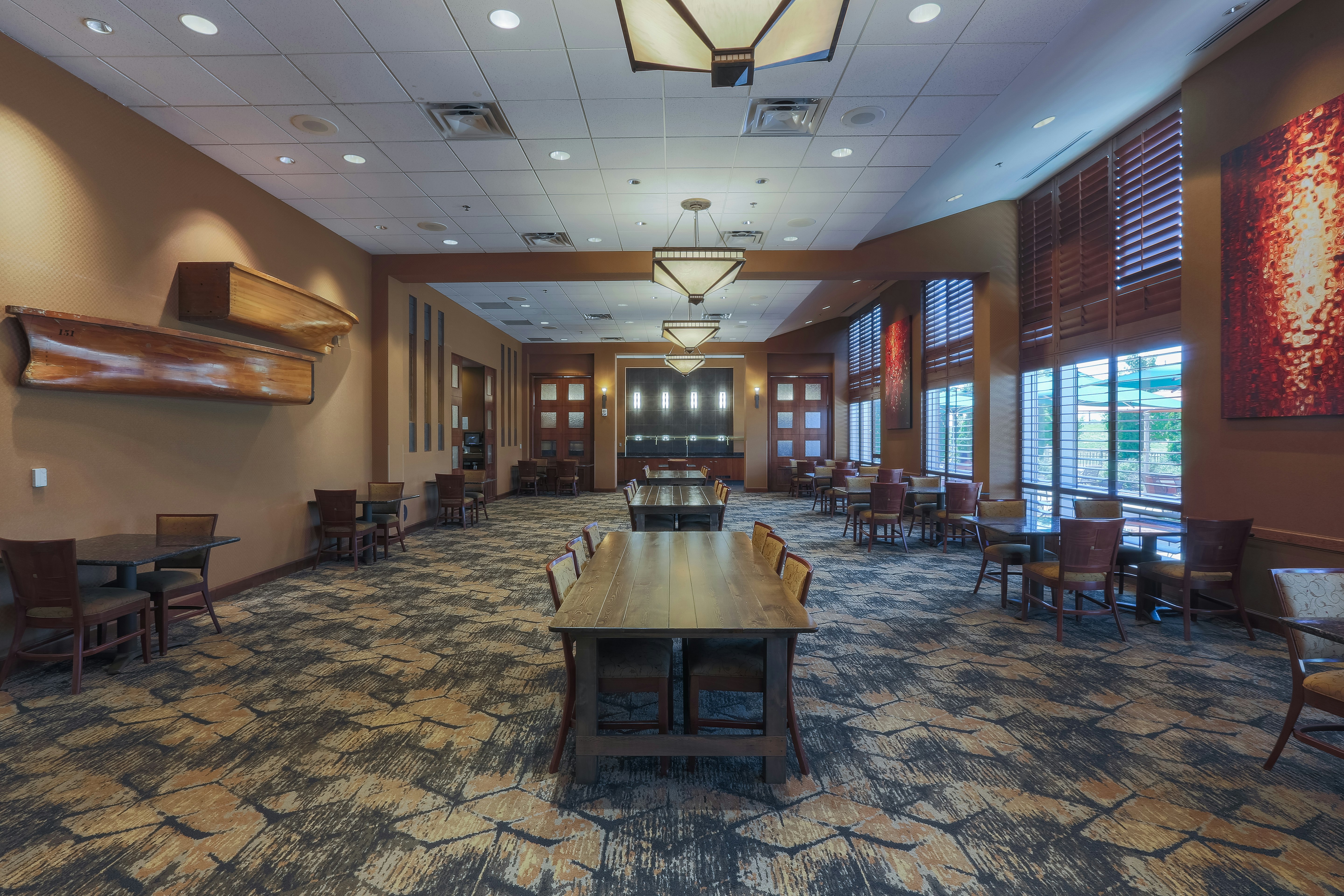 DoubleTree by Hilton Hotel Bay City - Riverfront 45/81