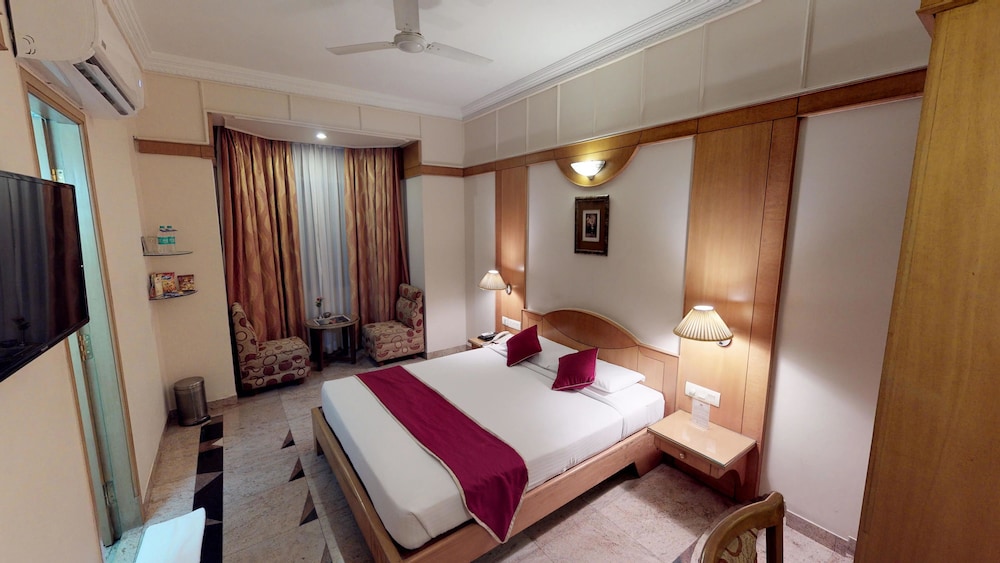 Pai Viceroy Jayanagar 10/34