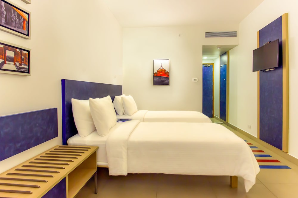 Kalyan Hometel Vandalur Chennai 19/42