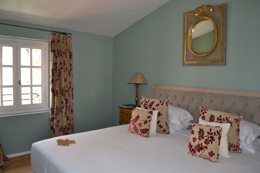 PANORAMIC, SUITE, VALLEY VIEW