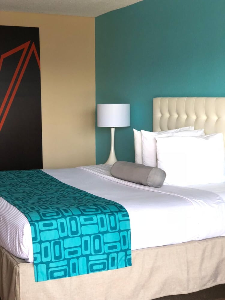 Americas Best Value Inn Orlando 23/93