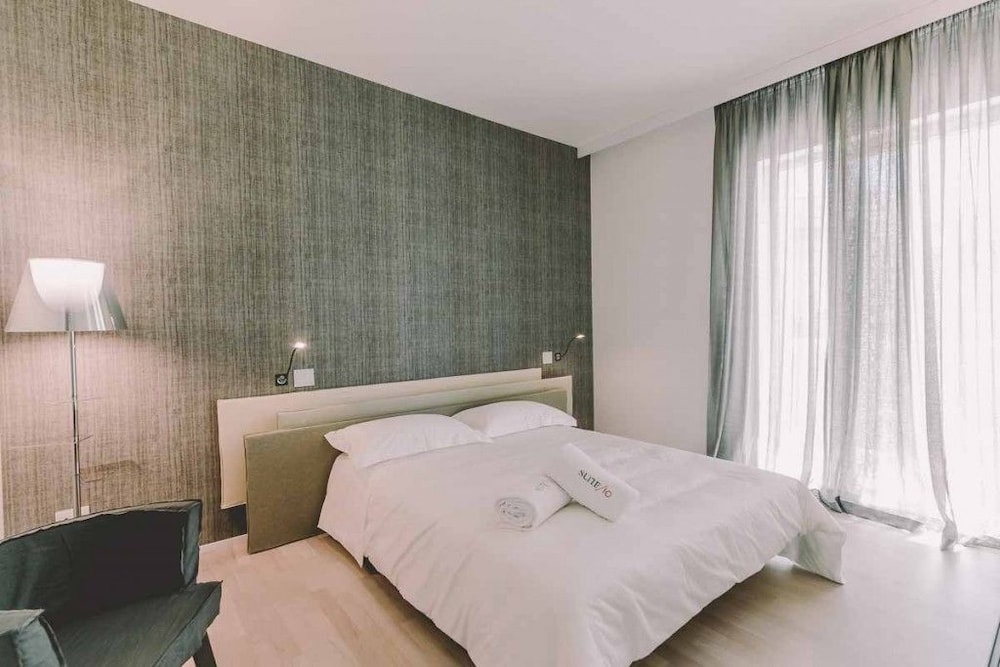 Suite 10 Home Design & Spa 33/69