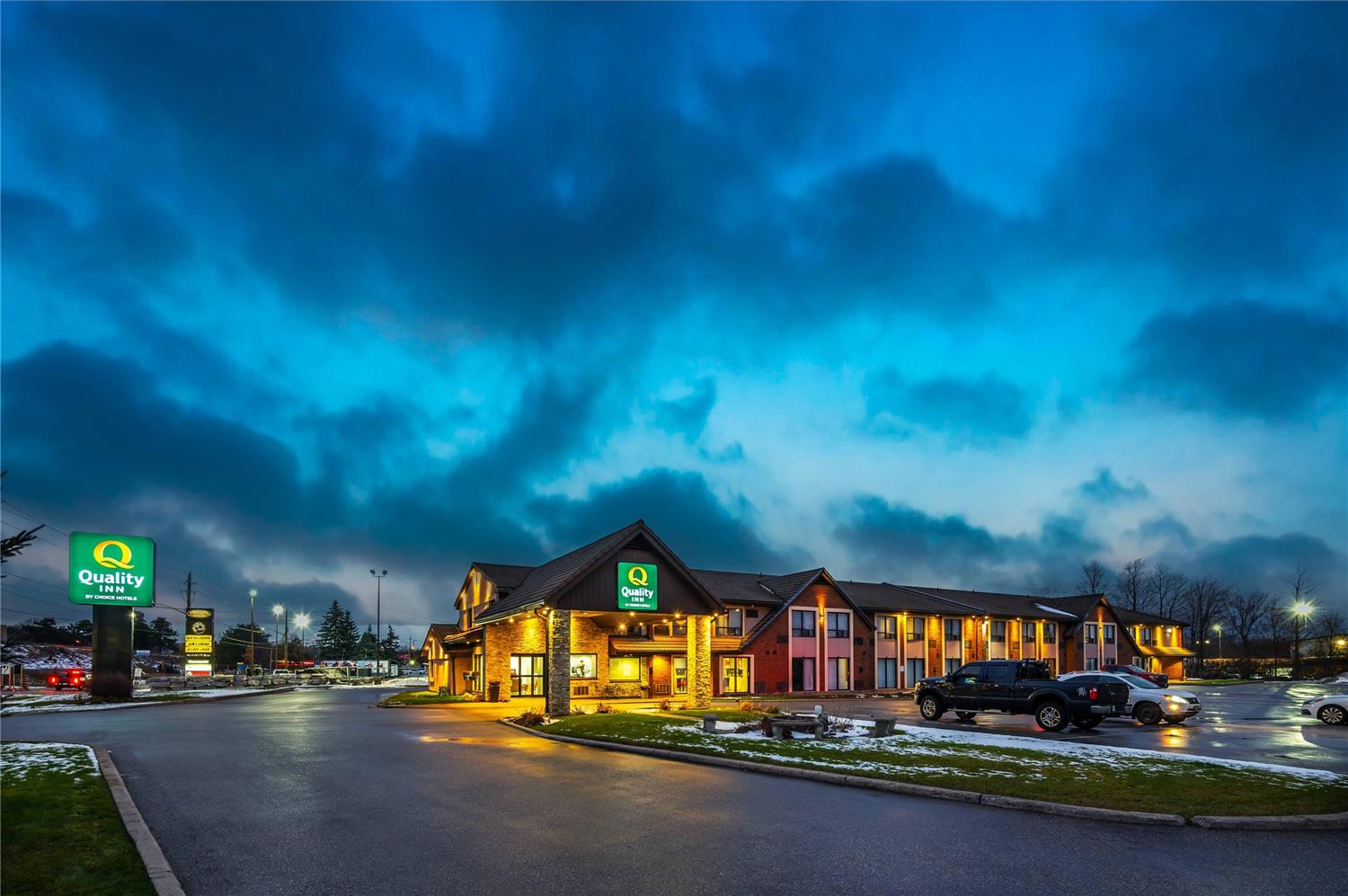 Quality Inn Barrie, ON 2/16