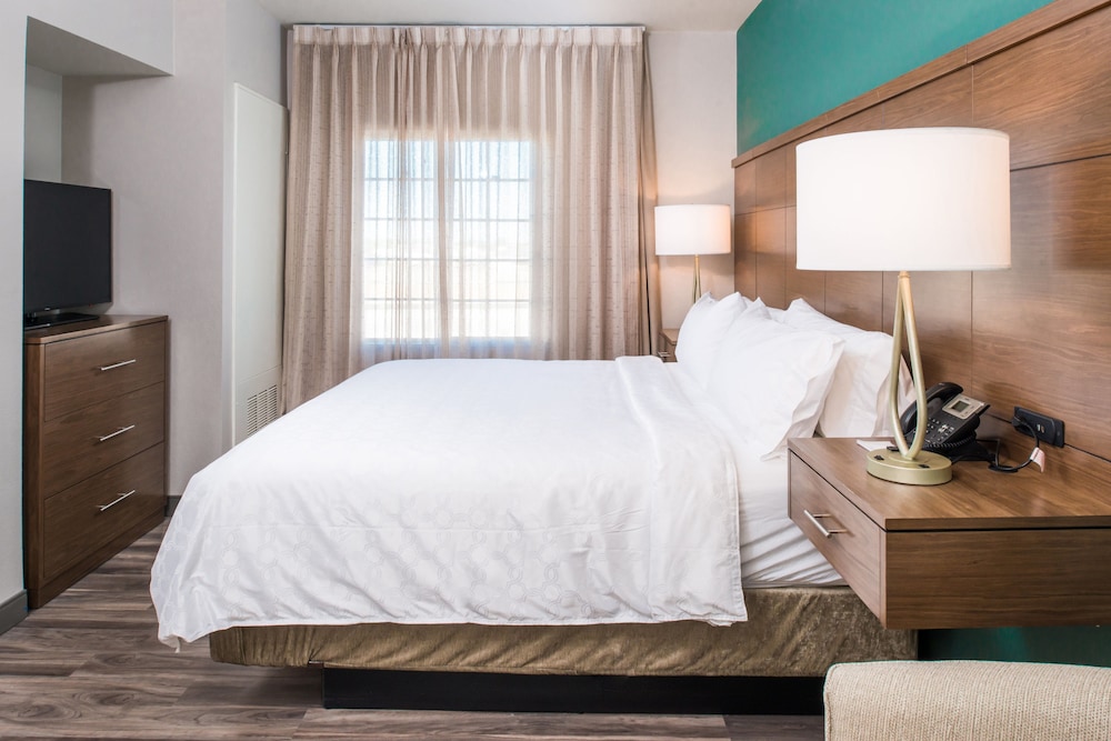 Staybridge Suites Pecos 14/56