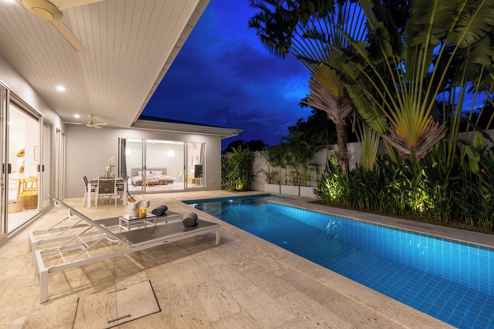 Villa White Orchid 20/50