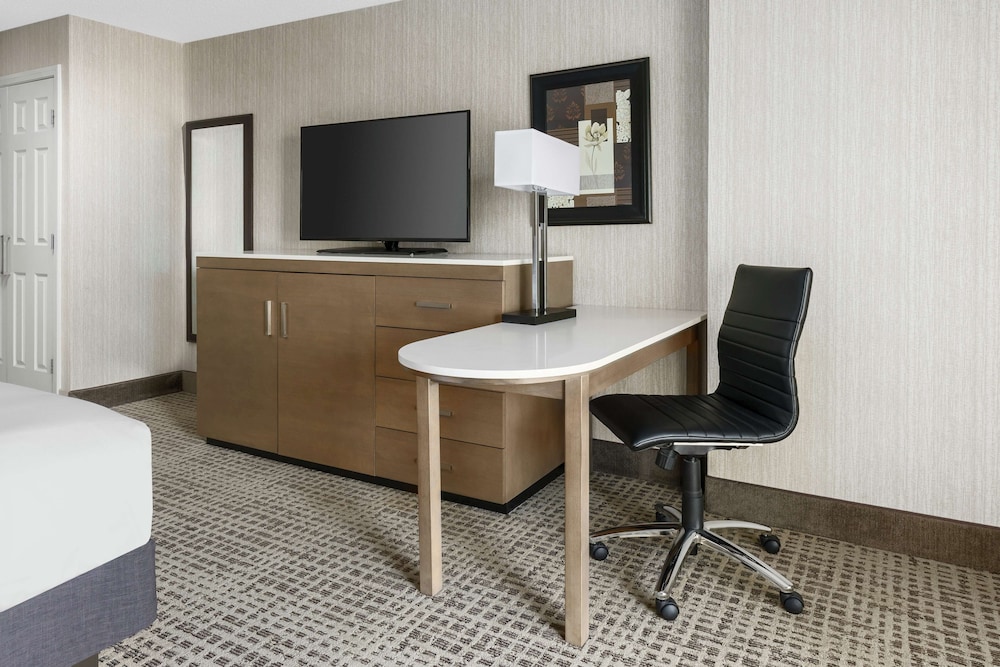 Doubletree Hotel Colorado Springs - World Arena Co 48/70