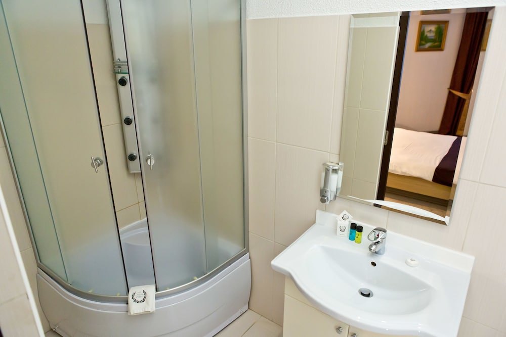 Hotel Olsi 41/50