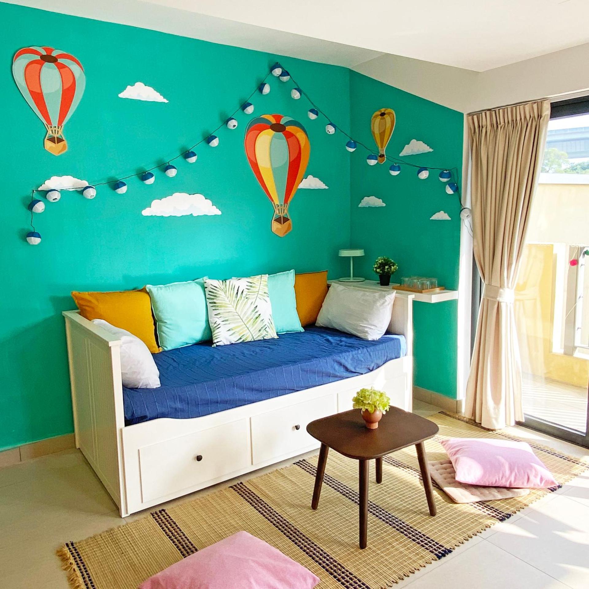 Solar Villas 8/18