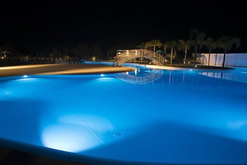 Villaggio Club La Brunese 33/67