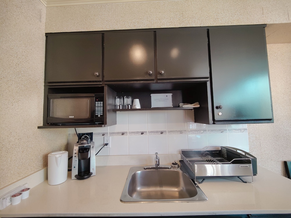 Divya Sutra Suites on Robson Downtown Vancouver 33/42