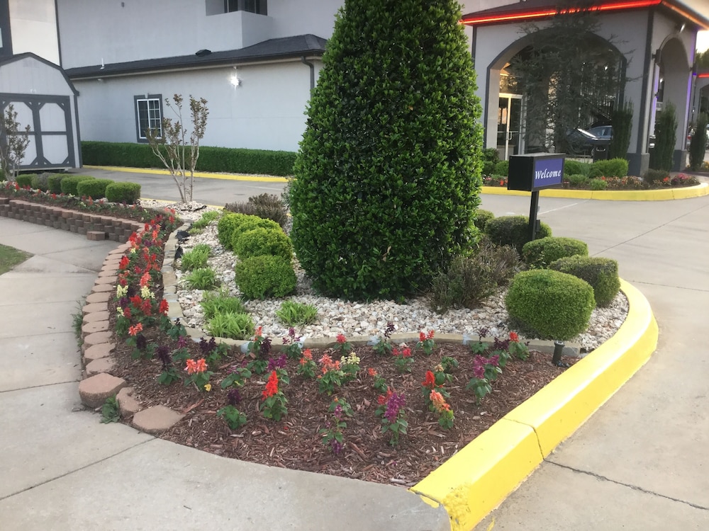 Muskogee Inn And Suites 3/30