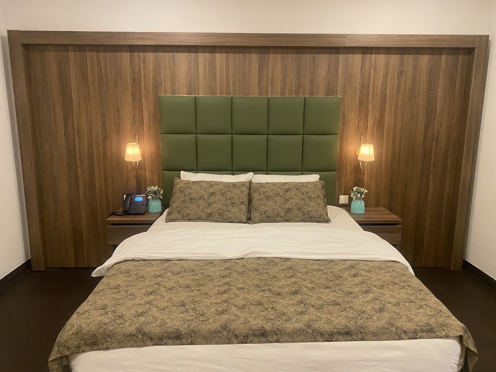Hotel Cataleya 17/35