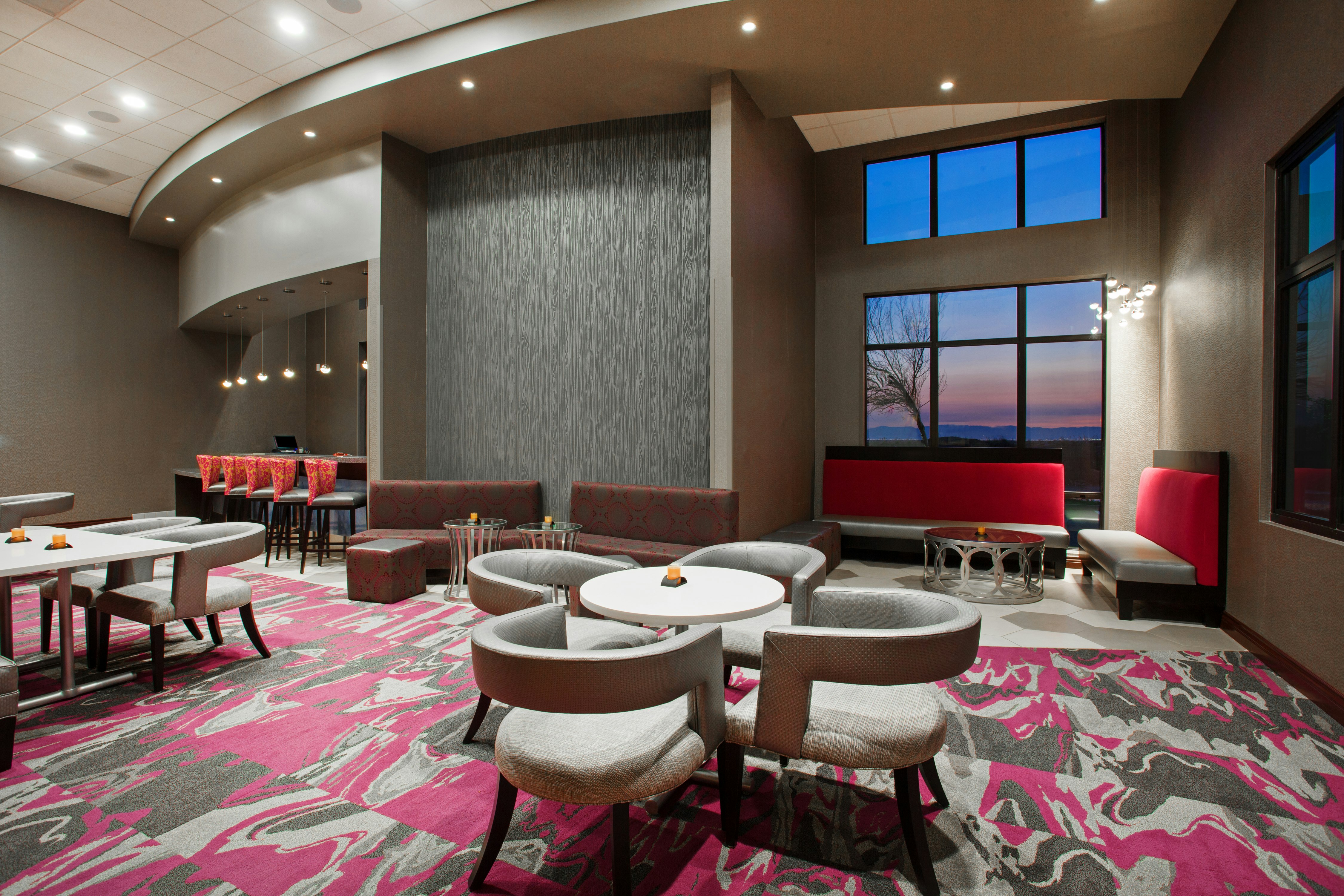 Hampton Inn Suites Oakland Airport 57/63