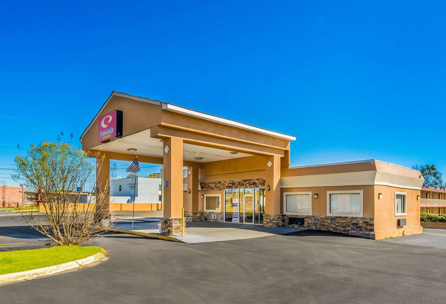 Econo Lodge Inn Suites Macon West 27/28