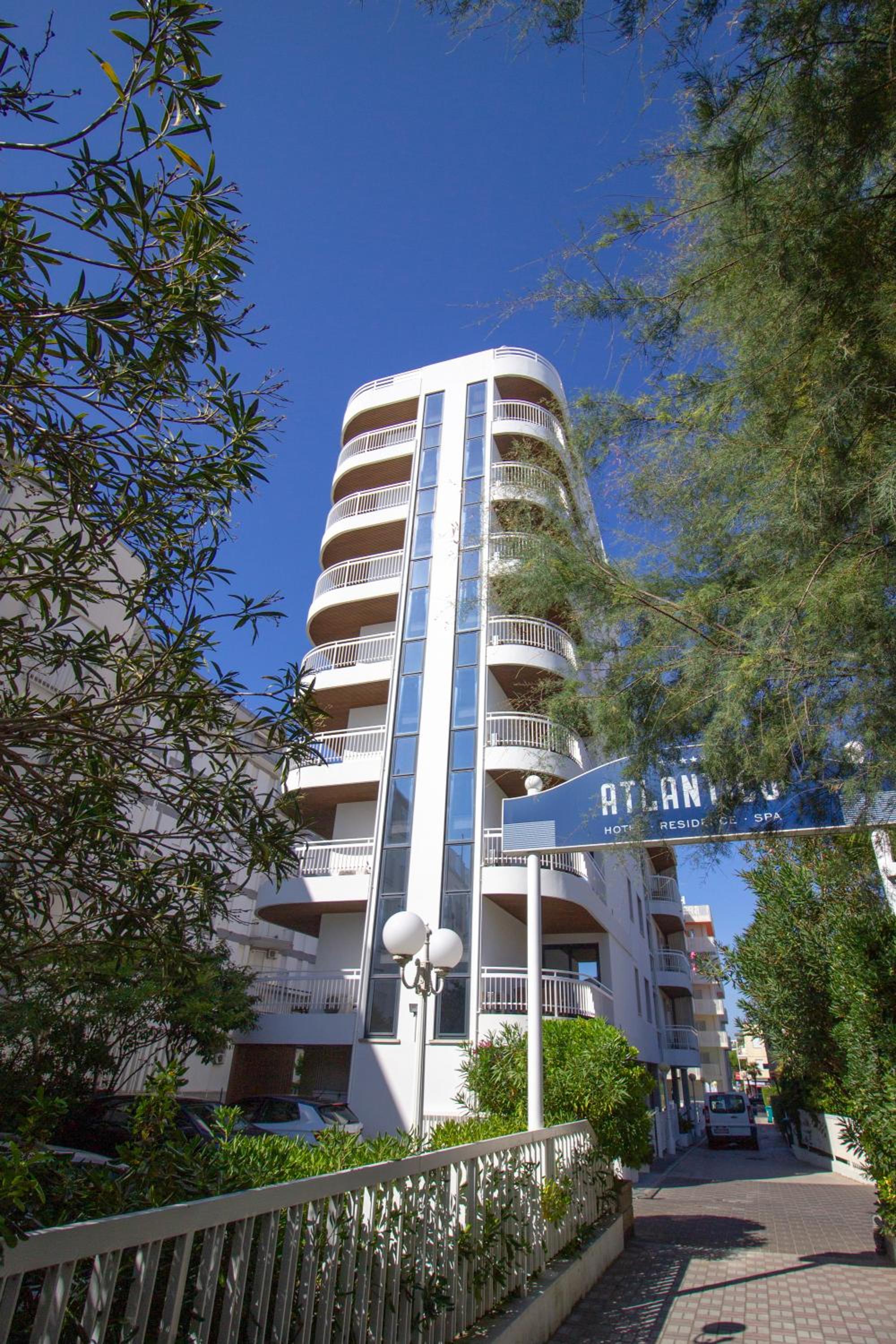 Hotel Atlantico 7/50