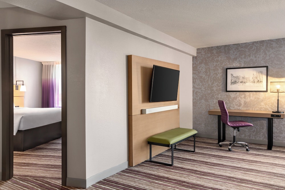 Holiday Inn Philadelphia Arpt-Stadium Area 52/54