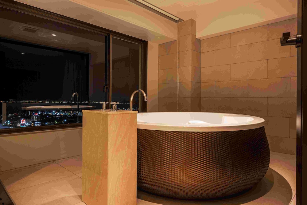 Kannawa Onsen Hotel Sansuikan 50/50