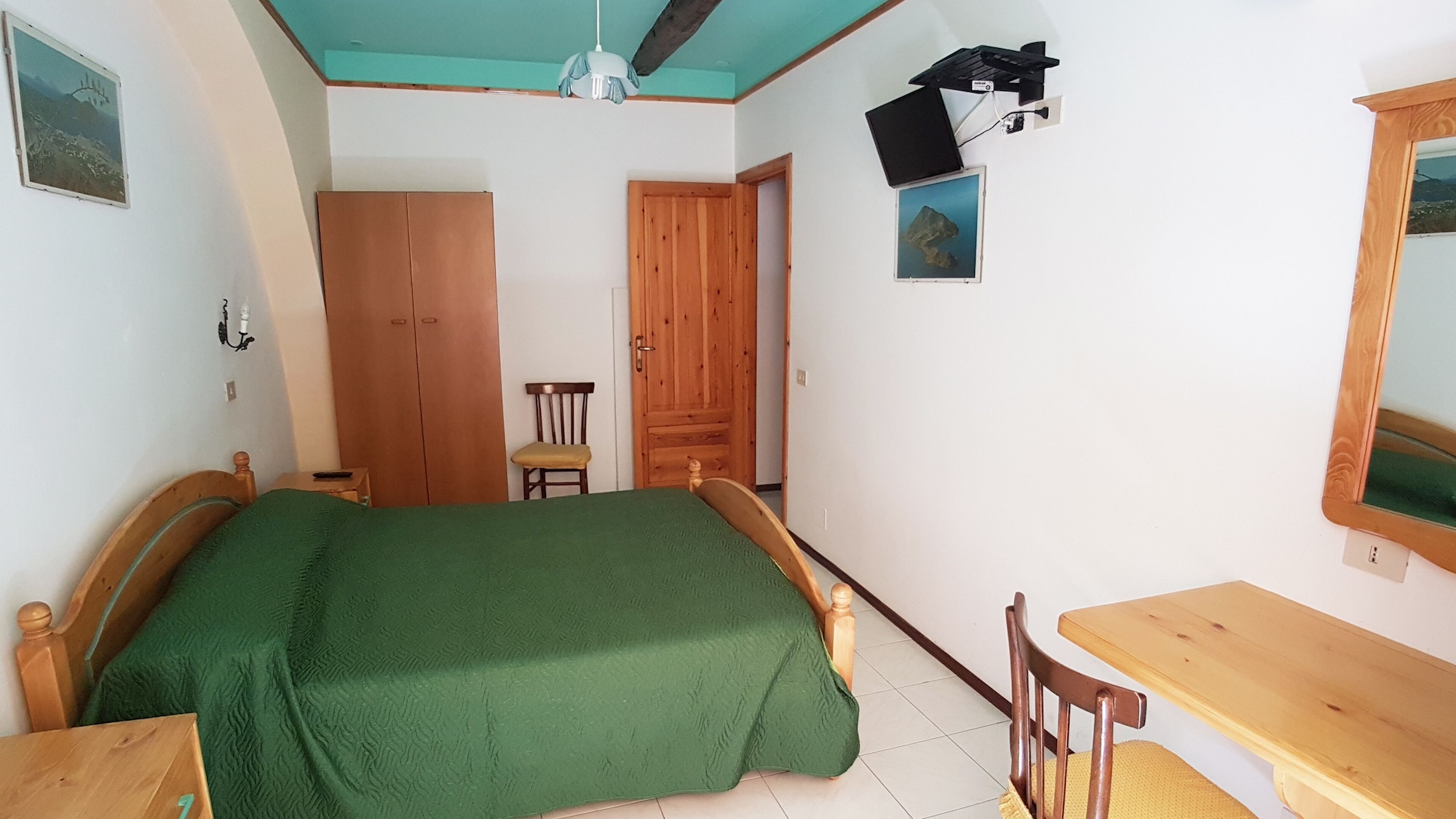 1 Bedroom, Family, Quadruple, 2 Double Beds, Courtyard Area