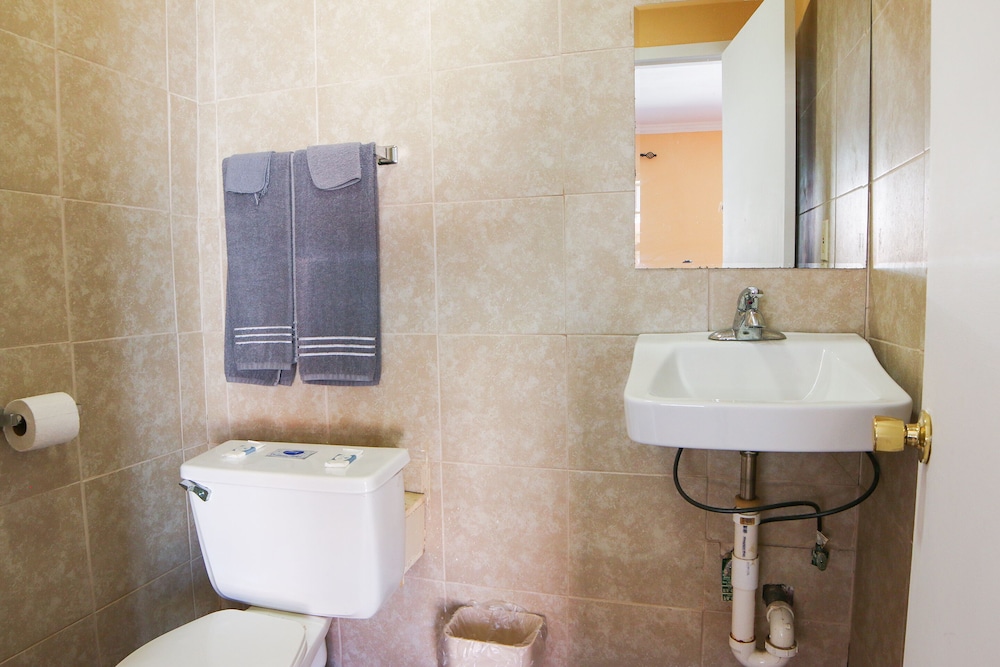 Economy Inn By OYO Lockport near Houma 34/34