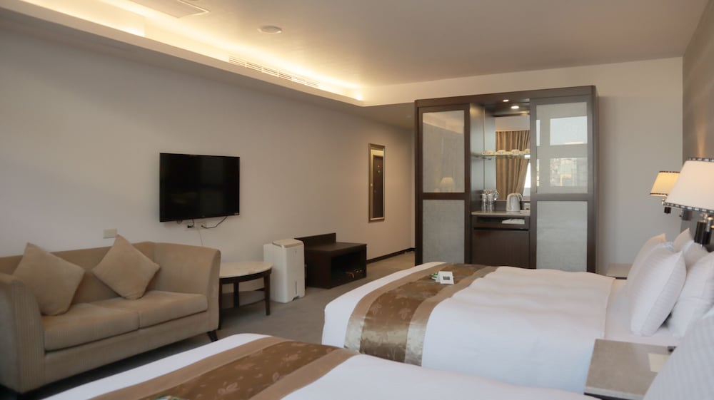 Ho Fong Business Stay 25/50
