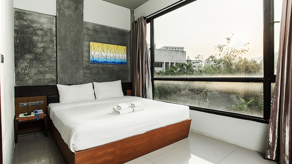 B2 Green Boutique & Budget Hotel 41/62
