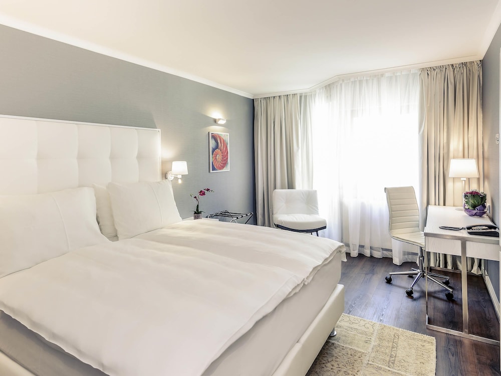 Mercure Hotel Raphael Wien 10/73