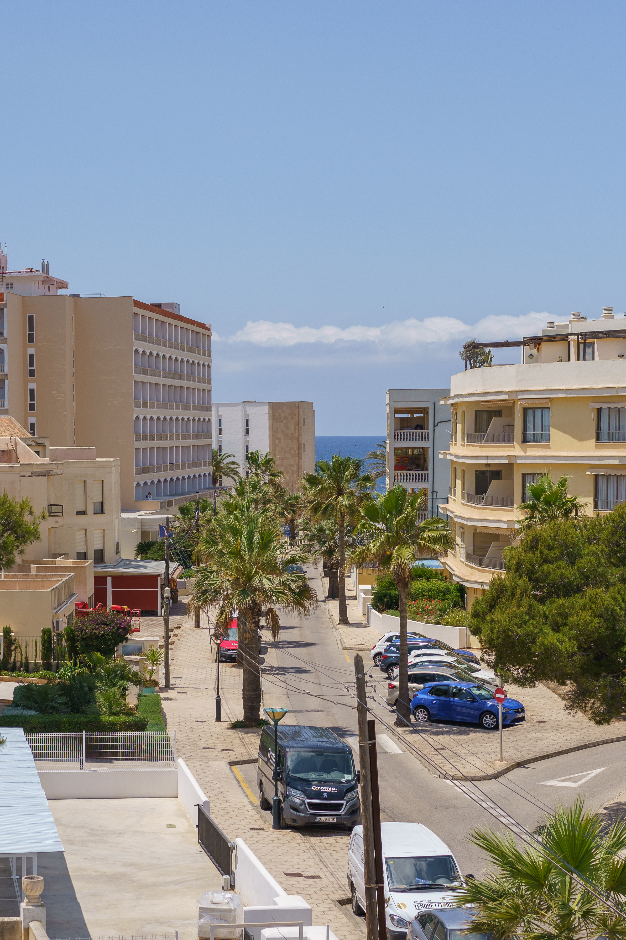 APARTAMENTS ANDREAS 35/50