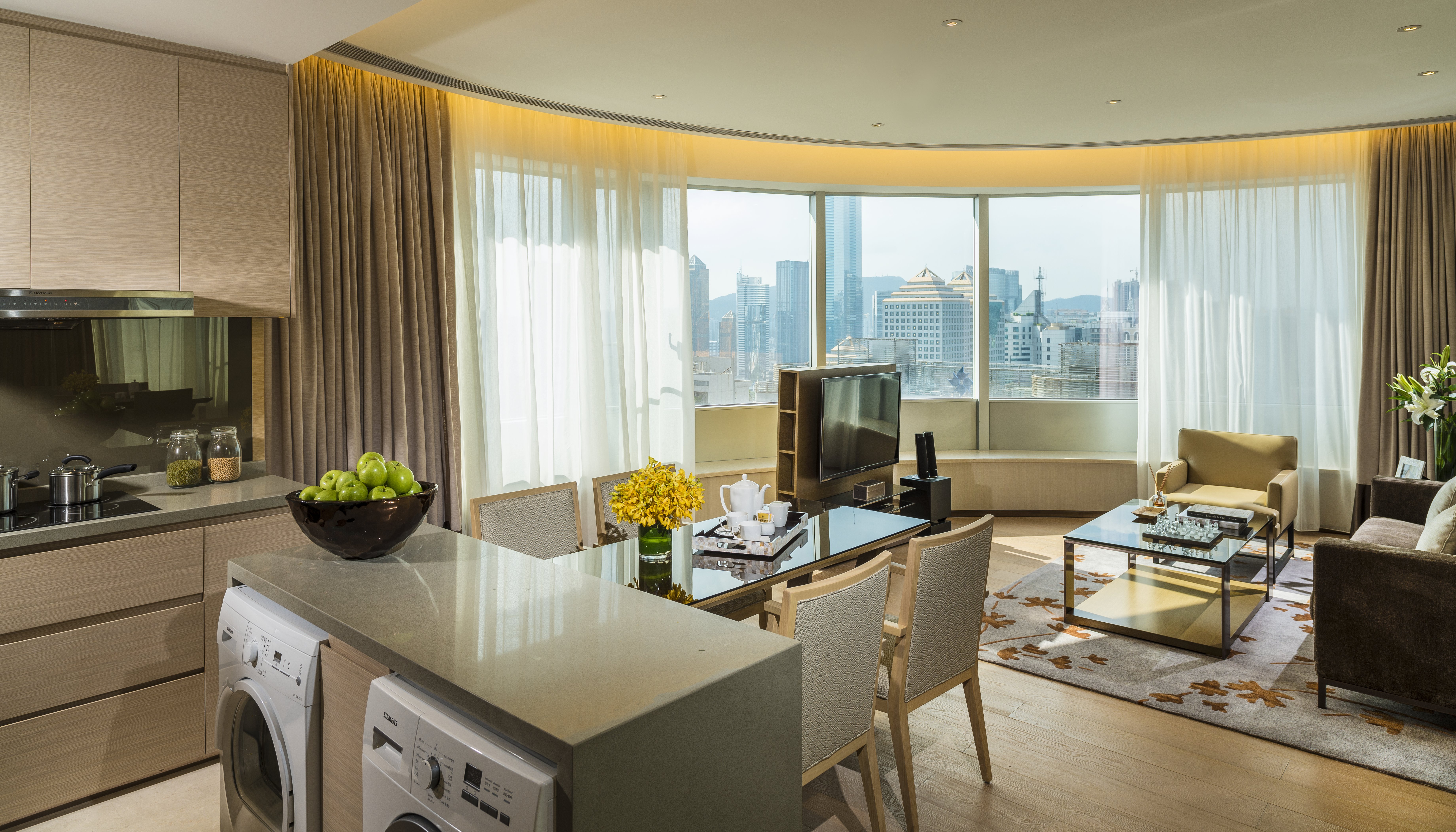 FRASER SUITES GUANGZHOU 55/84