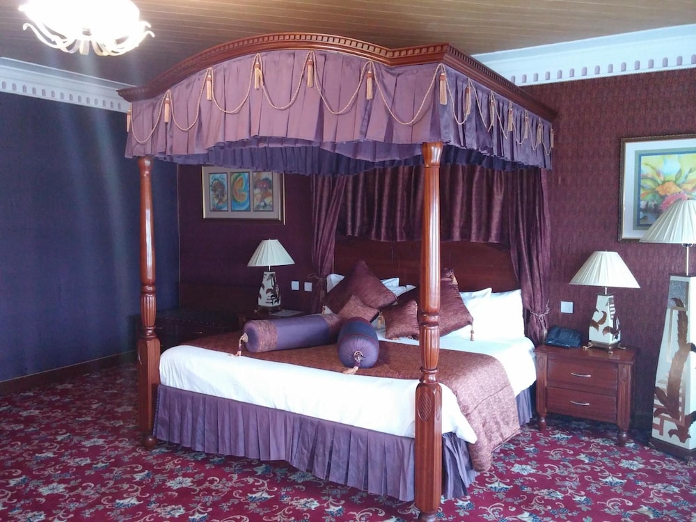 Imperial Resort Beach Hotel 30/61