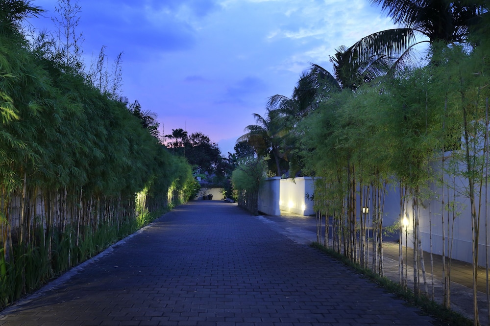 NUNIA VILLA 25/27